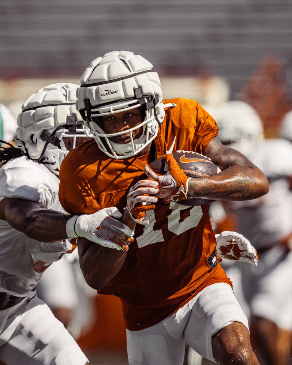 Texas Football tweet media