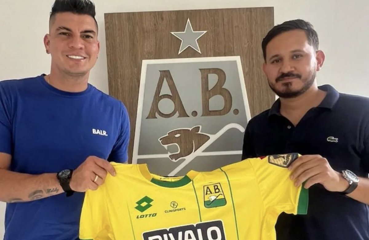 RCNBga's tweet photo. #Deportes | El @ABucaramanga ha confirmado que Michael Rangel, regresa al equipo auriverde. https://t.co/IwaJcfTpwy