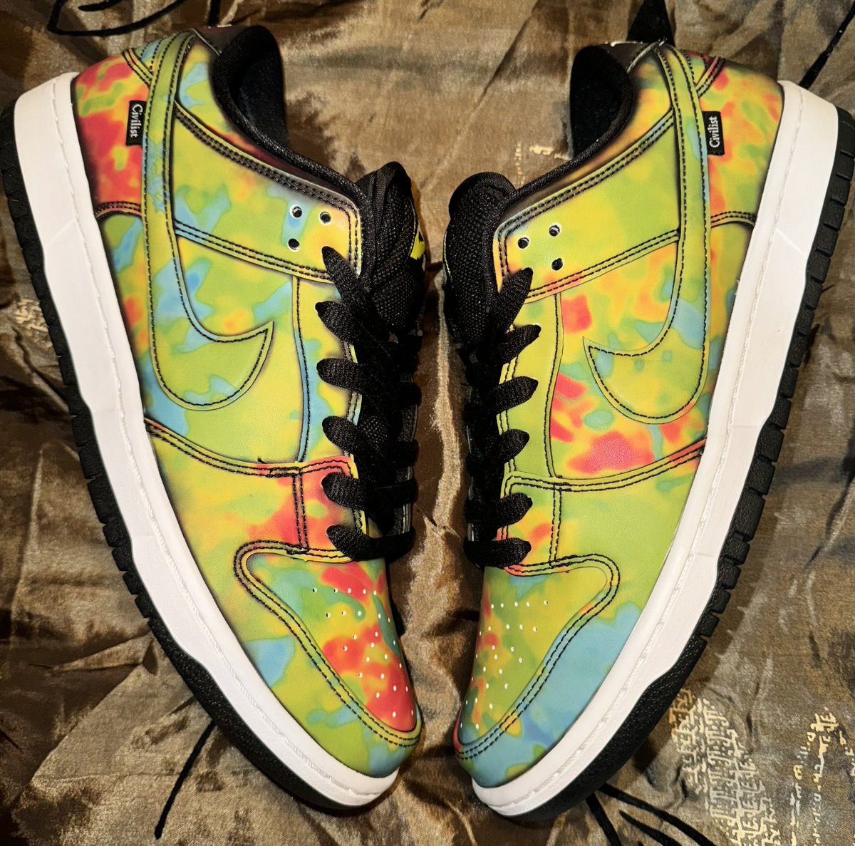 Sb_OrNothing's tweet photo. Nike SB Dunk Low “Civilist” 🔥🔥🔥🔥🔥  #NikeSB #CivilistDunk #SB #Sbornothing https://t.co/HMi25xPL8j
