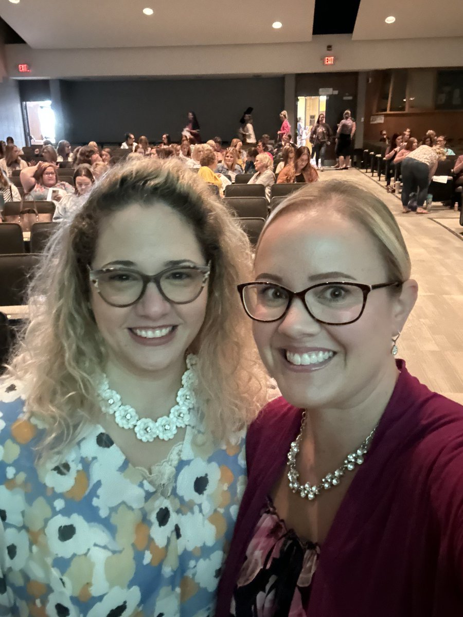 Honored to have been with 5 outstanding districts over the last 4 weeks!!  Thank you <a href="/CLINTONCUSD15/">Clinton CUSD#15</a>  <a href="/ROWVACUSD208/">ROWVA CUSD #208</a> <a href="/mgsredbird/">MetamoraGradeSchool</a> <a href="/District_73/">Hawthorn District 73</a>  <a href="/barrington220/">Barrington 220</a>  for allowing us the opportunity to support your incredible communities!!!  #backtoschool #TeacherPD #wellness #caregivers