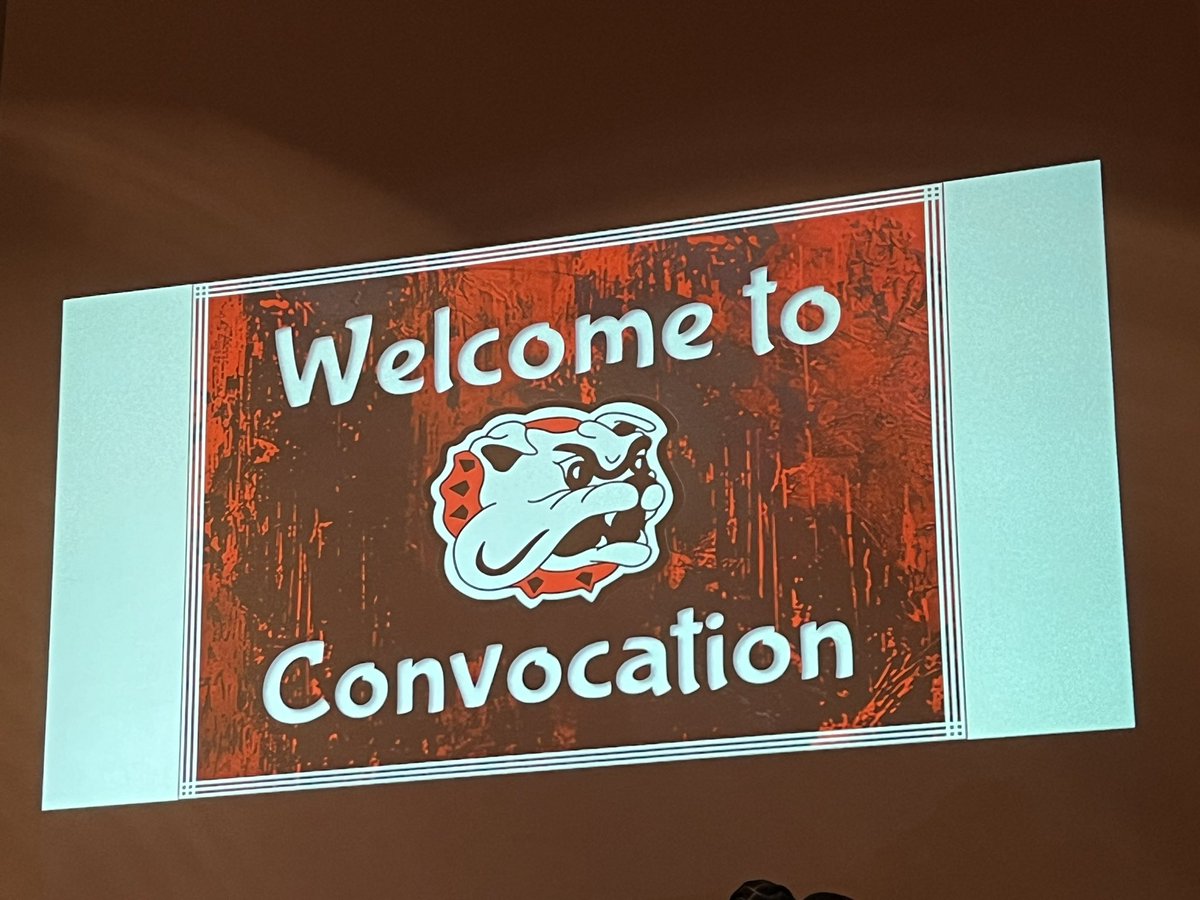 scorebigTHS's tweet photo. Bulldog Nation started day two off strong with @TCSchoolsNC Convocation! We were kicked off with words from @directorjdt, uplifted by @DrQDW18, hyped by @DrMutawally, and ultimately connected with one goal #scoreBIG #progressTCS https://t.co/MLrPxnRy2n