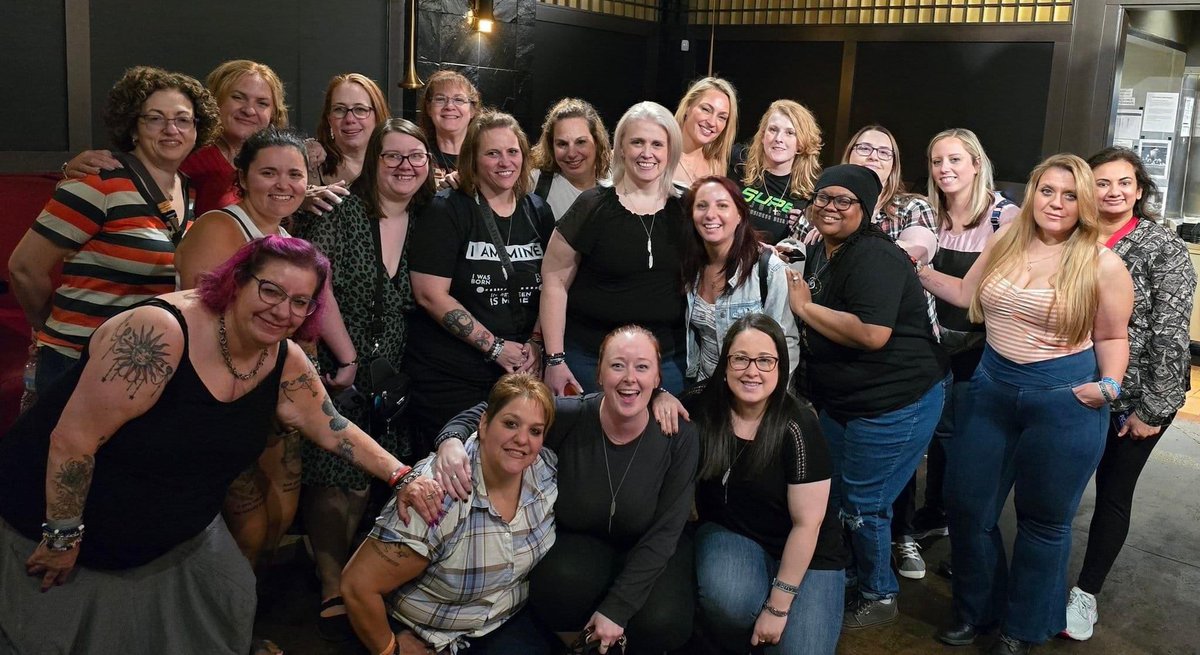 Samantha Kay - J2 love β€οΈπ (@j2samantha) on Twitter photo These humans are everything β€οΈ
#SPNAustin These humans are everything β€οΈ
#SPNAustin