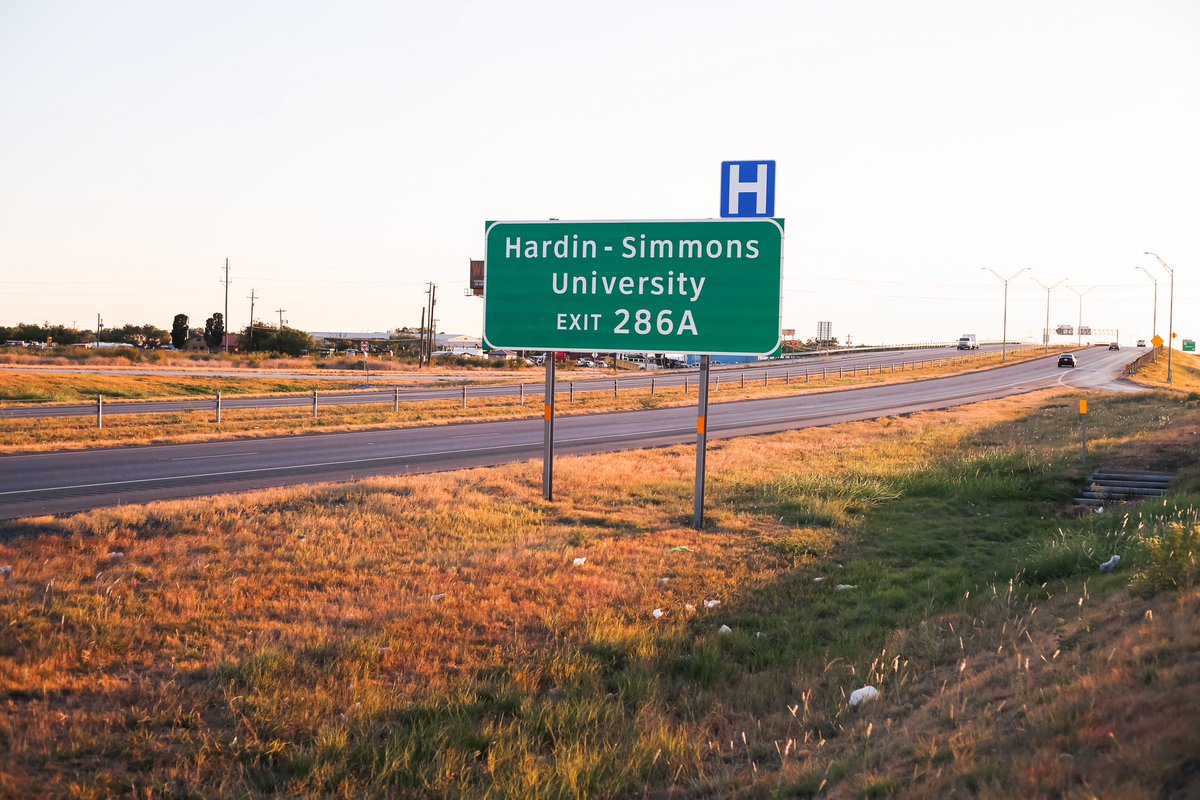 Hardin-Simmons University tweet media