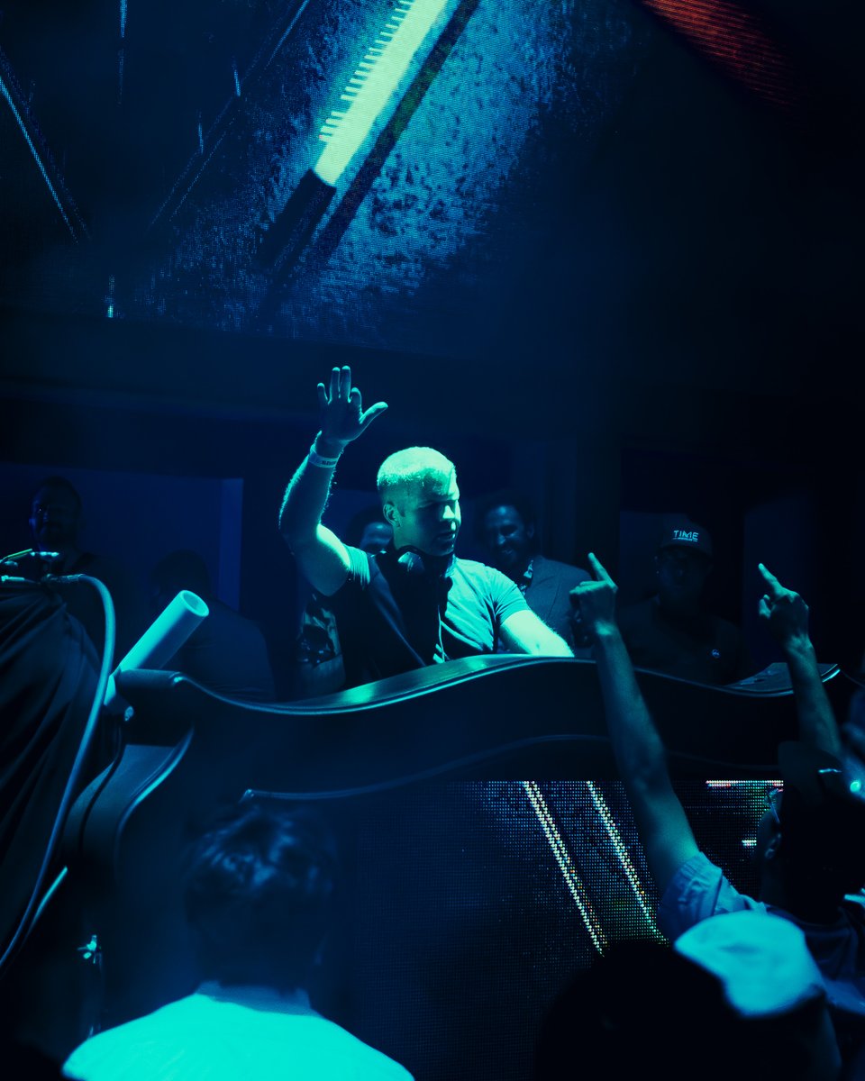 timenightcluboc's tweet photo. New core memories were made on the #TimeOC dance floor, thanks to @morganpage. 🫶✨

Photos are live! 📸 → https://t.co/bIxTAkXYRG https://t.co/JB22b8vlXP