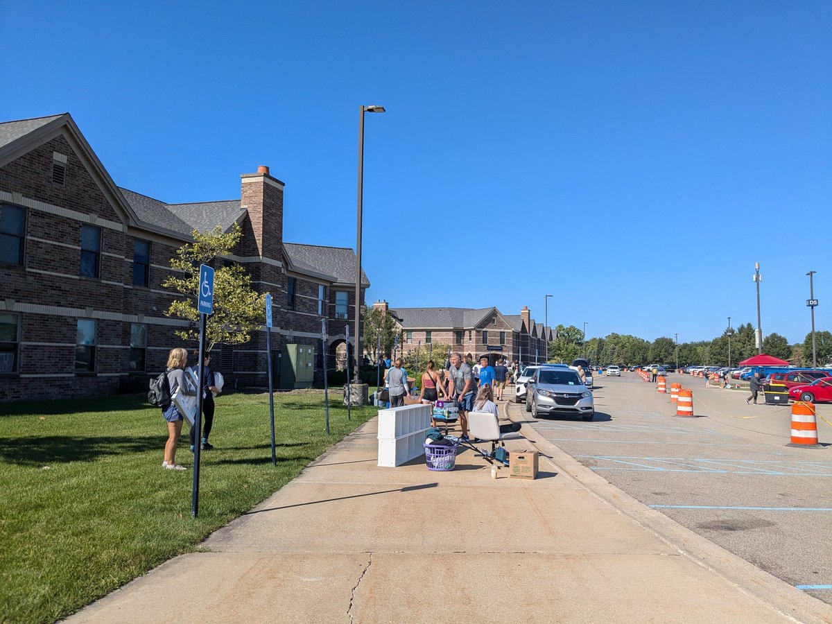 GVSU Move in Day! 💙

<a href="/GVSUalum/">GVSU Alumni</a> <a href="/GVSU/">Grand Valley State</a> #moveinday #lakerforalifetime