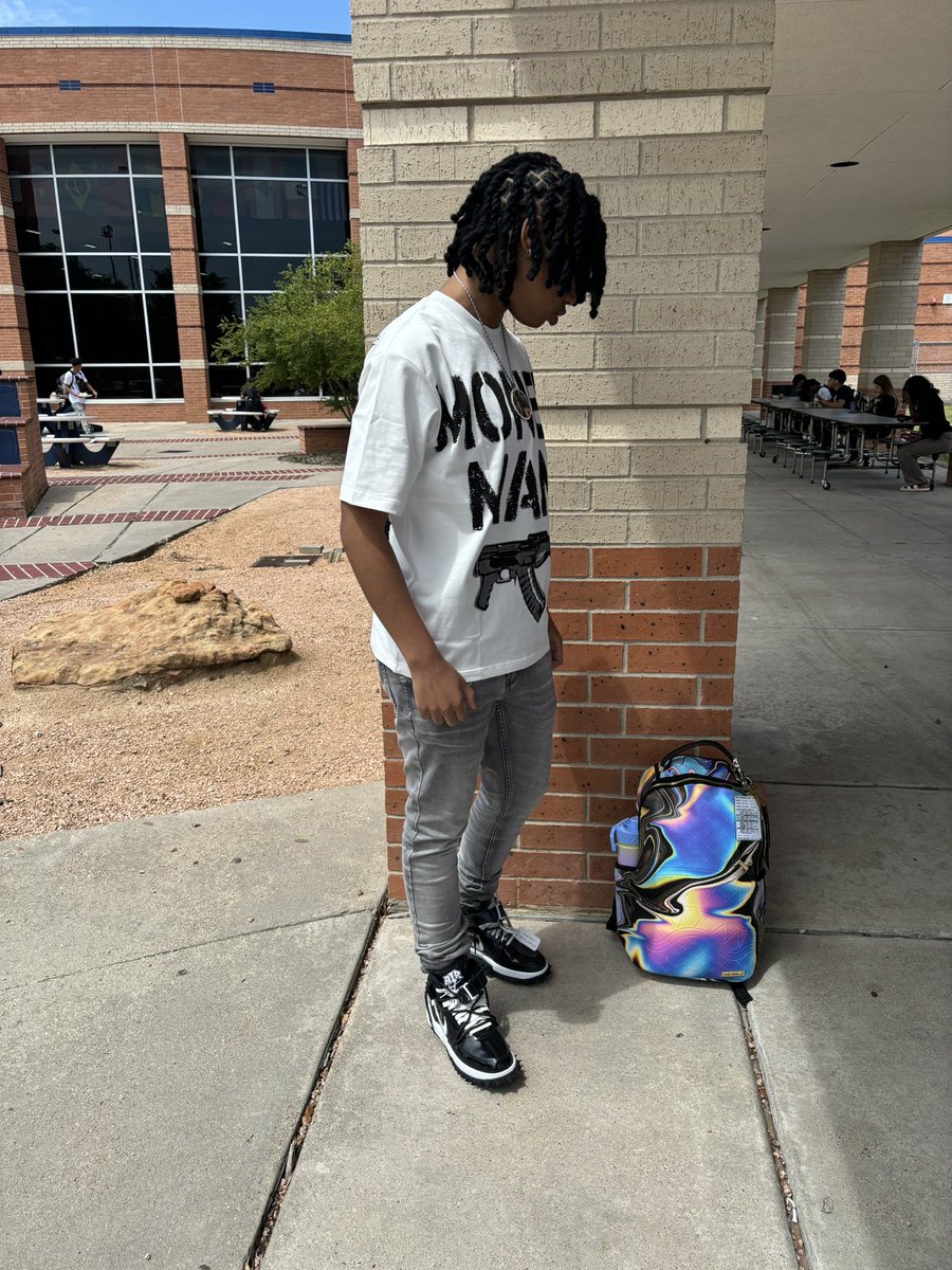 sosriah7's tweet image. #lastfirstday