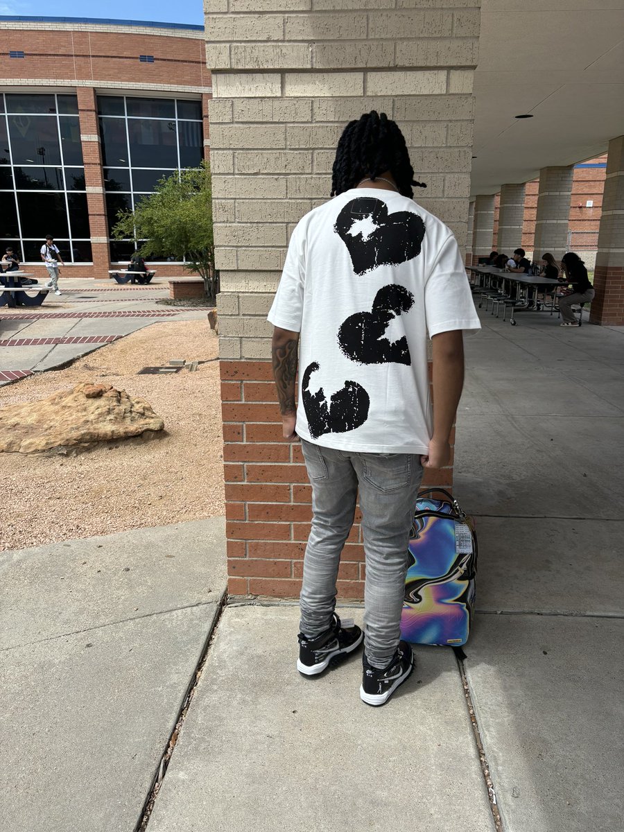 sosriah7's tweet image. #lastfirstday