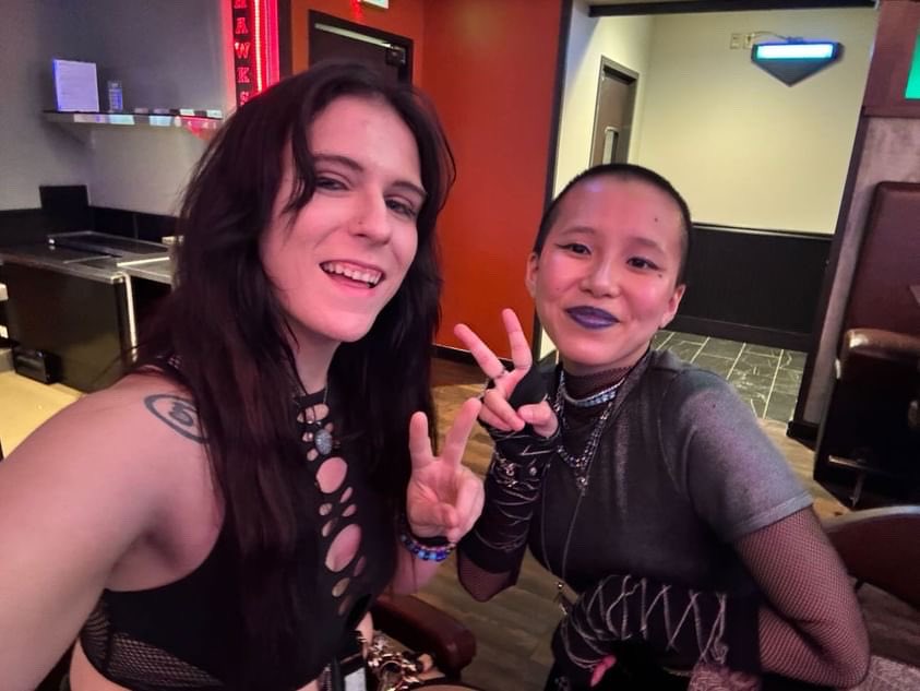 Strato_Cat's tweet photo. The best bday gift of my entire life are these beautiful people 💓💓💓💝💝❤️‍🔥❤️‍🔥 https://t.co/tnbHHtUwFq