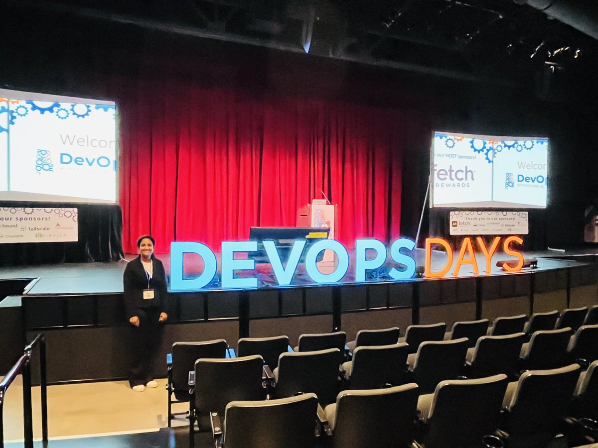 Had an amazing time at DevOpsDays Birmingham! It was great to connect with fellow DevOps practitioners, share experiences, and learn from each other. Grateful to be part of this community-driven conference for the second time. 
#DevOpsDays #DevOps #ciroh #awi #ua #RollTide