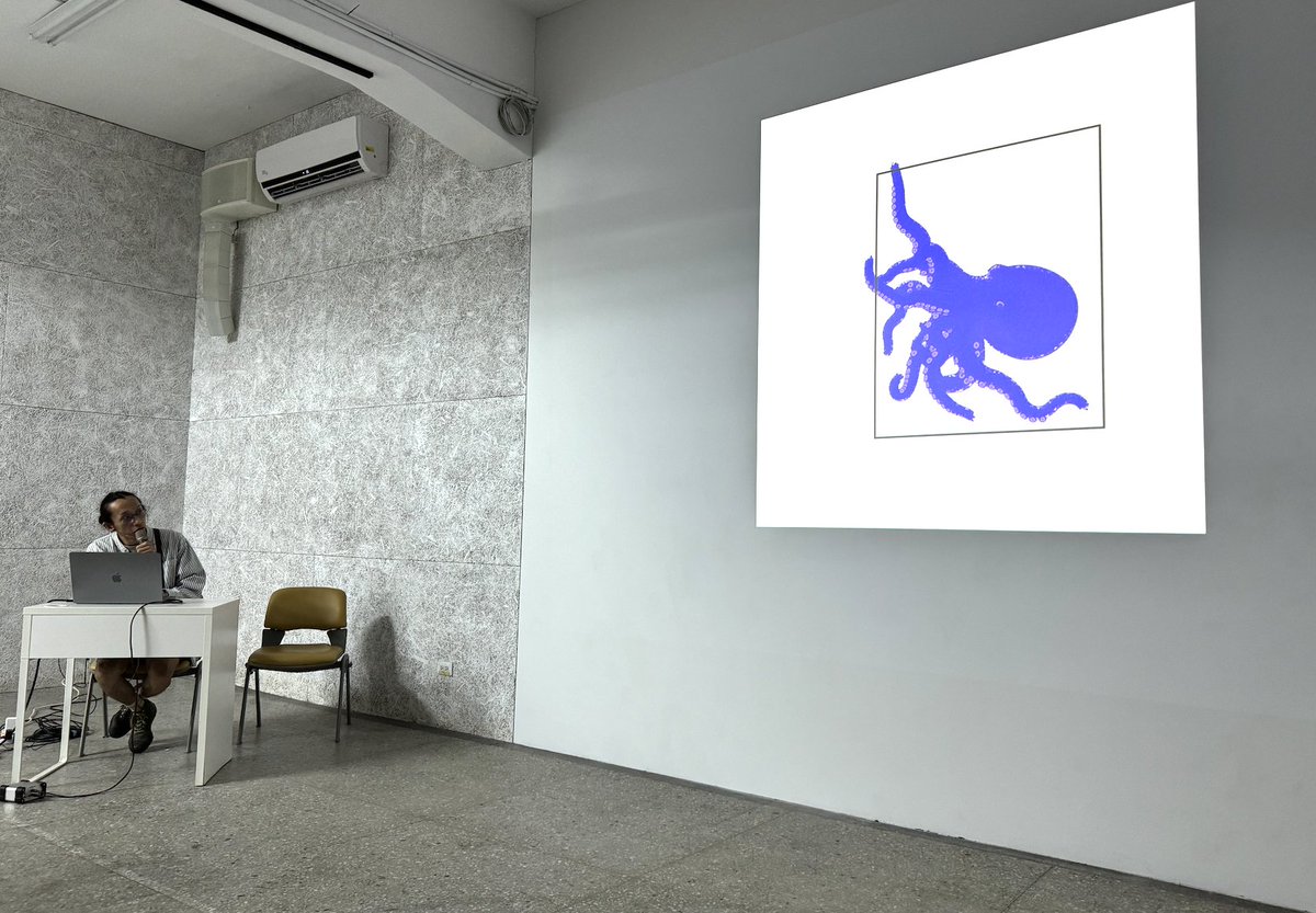 zachlieberman's tweet photo. had a really great time learning about the media art / generative art scene in Taiwan last night -- thanks (C-LAB) and @YehTinghao for organizing!  ✨ https://t.co/Oy5oZA7G0z