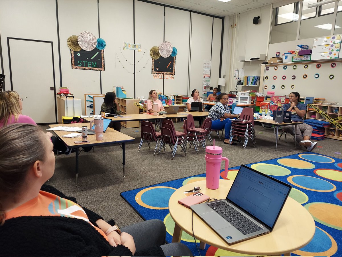 <a href="/HumbleISD_OE/">Oaks Elementary</a> <a href="/HumbleISD_PREK/">HumbleISD ECE</a> is planning their year out! Streamlining inclusion times for all students,  parent communication, field trips, and daily/weekly lessons! 💡🦉💚
#Play4PreK #PreKExplorers
<a href="/HumbleISD/">Humble ISD</a> #MondayFunday