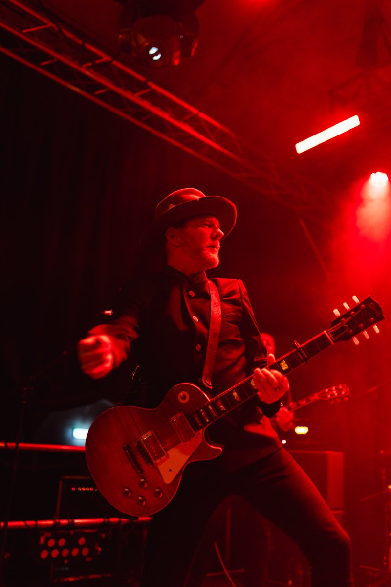 Chris Bailey (@chrisbaileyfoto) on Twitter photo Kiefer Sutherland live at Cheese and Grain ยฉ Chris Bailey 2024 ๐ธ
<a href="/cheeseandgrain/">Cheese and Grain</a> + <a href="/RealKiefer/">Kiefer Sutherland</a> ๐ฅ
#KieferSutherland #CheeseandGrain #Frome Kiefer Sutherland live at Cheese and Grain ยฉ Chris Bailey 2024 ๐ธ
<a href="/cheeseandgrain/">Cheese and Grain</a> + <a href="/RealKiefer/">Kiefer Sutherland</a> ๐ฅ
#KieferSutherland #CheeseandGrain #Frome