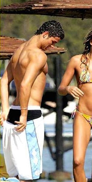 Ronaldo Sagging Pictures
Sagging Level: 2~4/10
#sagginglow #sagger #saggingpants
