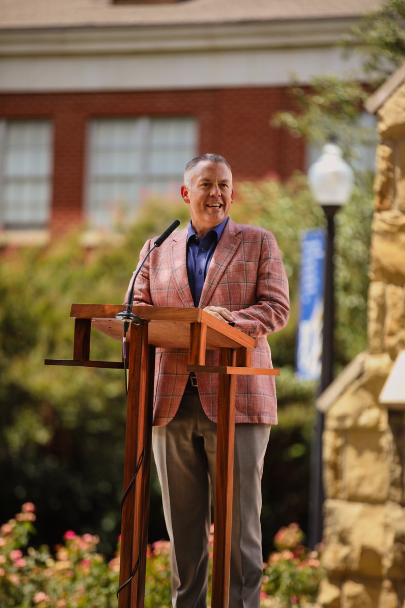 Howard Payne University tweet media