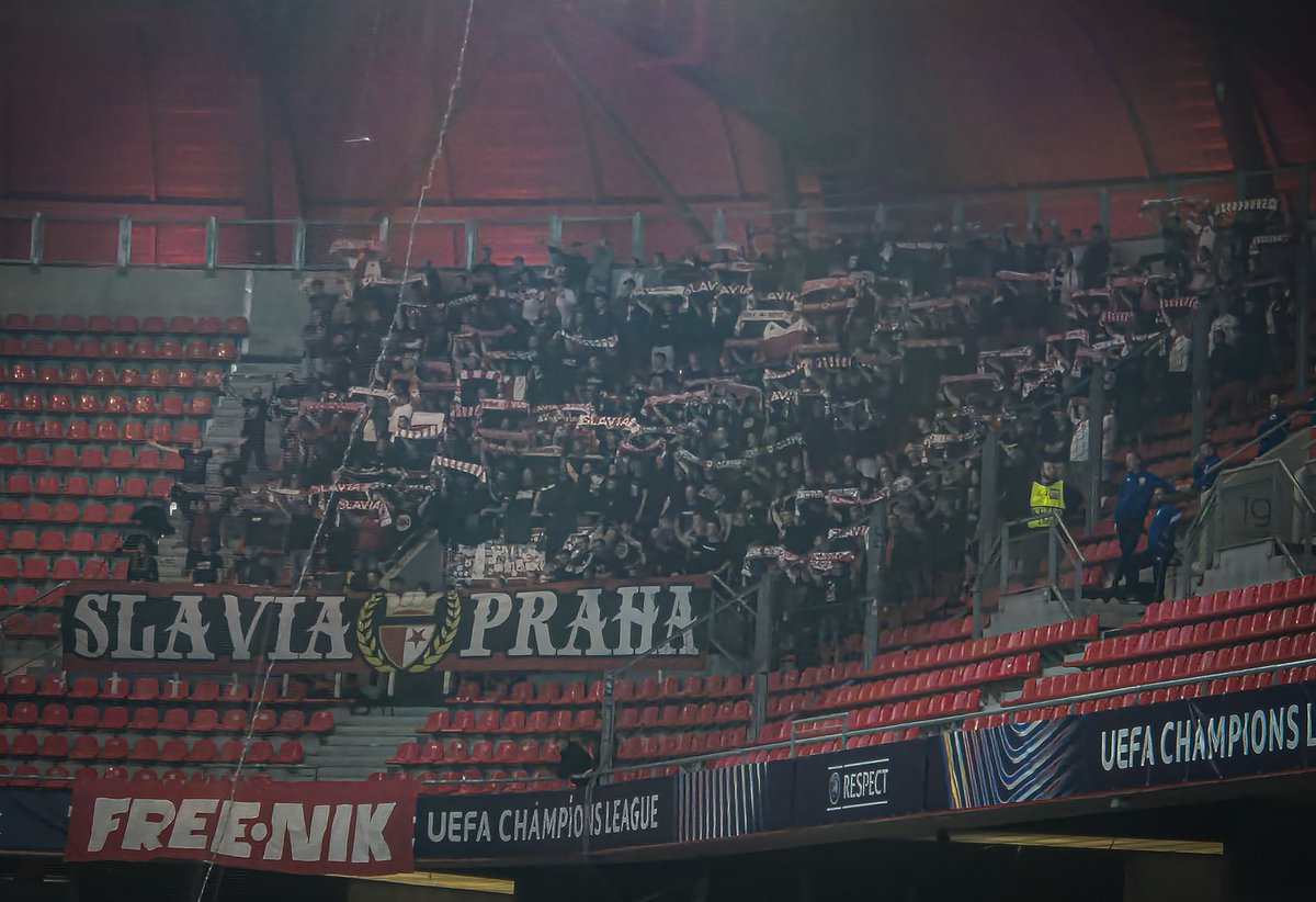 RyanClauin's tweet photo. 𝗧𝗛𝗥𝗘𝗔𝗗 📸
📆 20.08.2024
🆚️ Lille OSC 2 - 0 SK Slavia Praha
🏟 Stade du Hainaut
🗺 France 🇲🇫
🏆 UEFA Ligue des Champions
🎟️ 29€
[1/4]
#Groundhopping #LOSCSLA https://t.co/5p7D5DUMNE