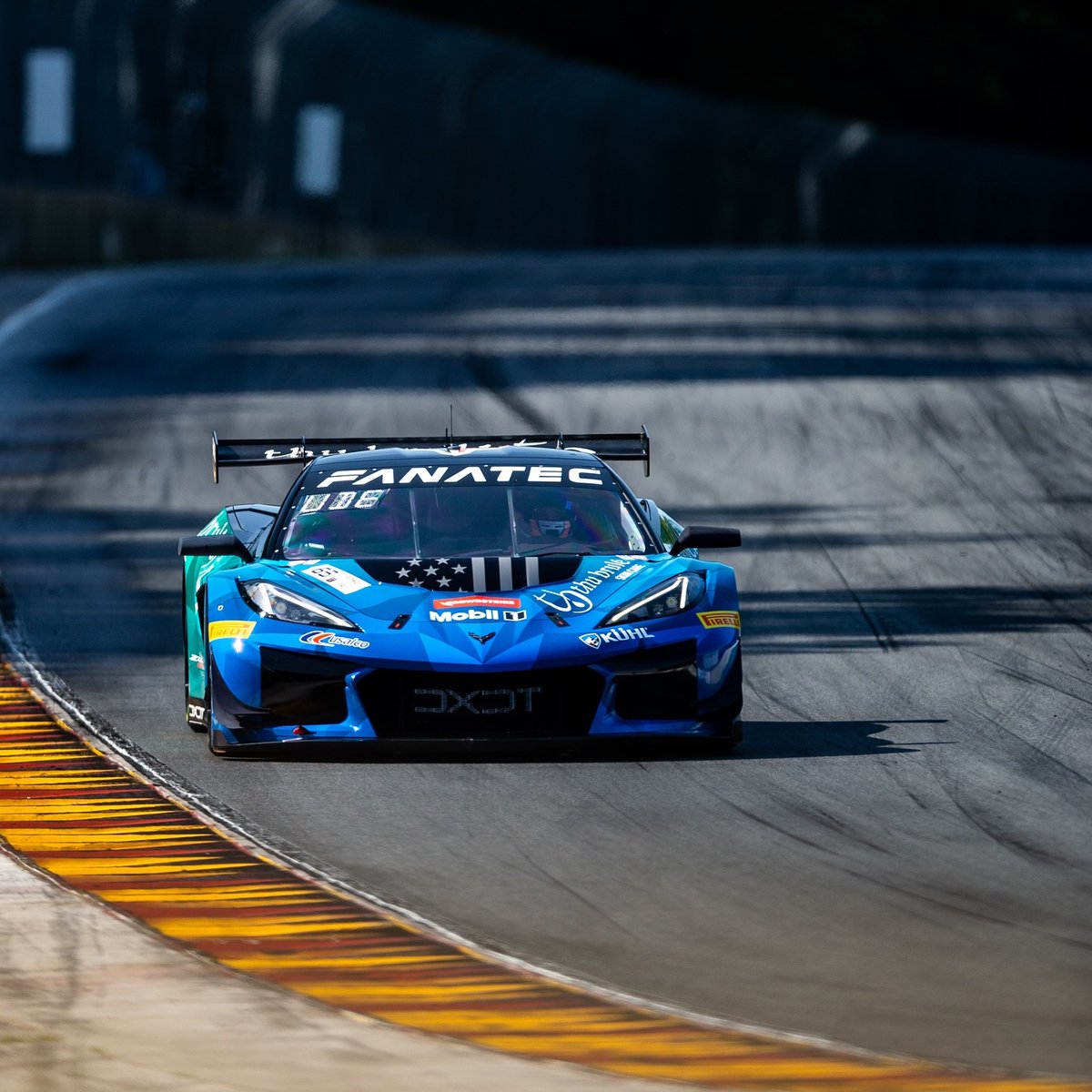 ForgelineWheels's tweet photo. #DXDTRacing took their pair of #Forgeline #SS1RGT -equipped #Chevy #C8Corvette #Z06GT3R #racecar to @roadamerica over the August 16-18 weekend for the fifth and sixth rounds of the @gtworldcham, where they took back-to-back wins in the GT Pro class and scored their first victory of the 2024 season in the GT Pro-Am class. Congratulations to Tommy, Alec, Bryan, Bryson, and the entire @DXDTRacing team, and thank you for the trust that you’ve placed in Forgeline! Learn more at: https://t.co/mhEZwjOOin