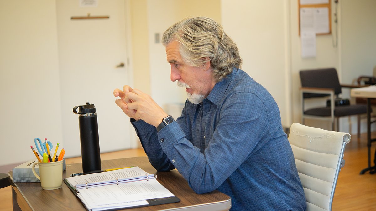 Delaware_REP's tweet image. It&apos;s getting busy at the REP.  WHAT THE CONSTITUTION MEANS TO ME had it&apos;s first rehearsal today.  We&apos;re going to have dueling rehearsals for our September shows! 😆 
#WeAreTheREP #DelawareREP #ResidentEnsemblePlayers #Theatre #rehearsal