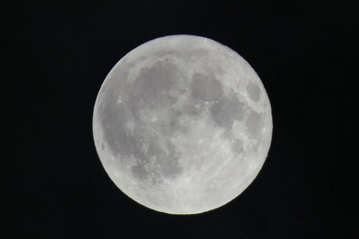 RelaxWithLuLu's tweet photo. The beautiful Super βBlueβ Full Moon. π It was majesti.π€
#relaxwithlulu #love #beautiful #blog #blogger #blessed #moon #fullmoon #moonlovers #nightsky #moonphases #followme #moongazing #fullmoonnight #moonlight #moonshine #moonrise #fullbluemoon #bluemoon #superbluemoon https://t.co/AOmDOC555U