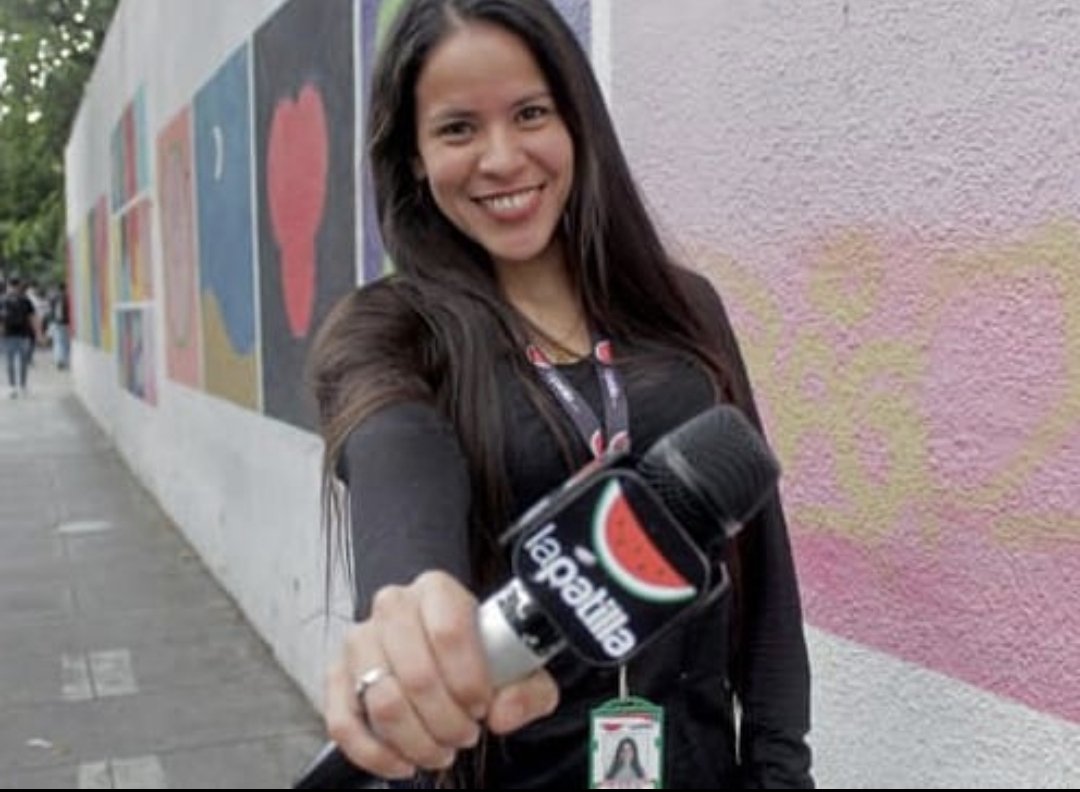 Tamara Suju (@tamara_suju) on Twitter photo #Venezuela. Urgente el #SEBIN acaba de llevarse secuestrada a la Periodista de <a href="/la_patilla/">La Patilla</a> Ana Guaita Barreto, de la Urbanización El Rincón en Maiquetía. Un carro blanco de esos que ellos usan para seguir, se la llevó cuando estaba en frente de su casa. Se desconoce su #Venezuela. Urgente el #SEBIN acaba de llevarse secuestrada a la Periodista de <a href="/la_patilla/">La Patilla</a> Ana Guaita Barreto, de la Urbanización El Rincón en Maiquetía. Un carro blanco de esos que ellos usan para seguir, se la llevó cuando estaba en frente de su casa. Se desconoce su