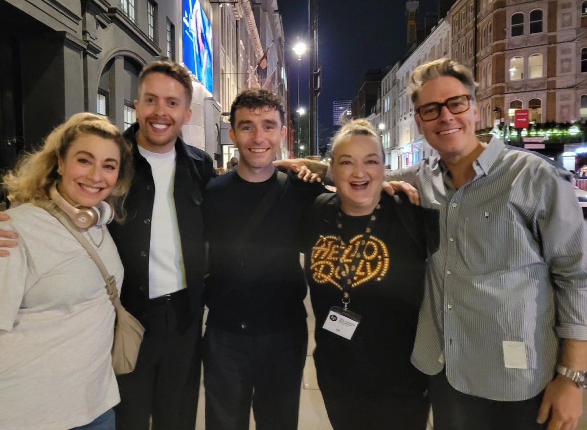 WENDY LEE_official tweet media