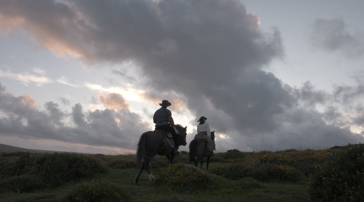 philipreeve1's tweet photo. A fun final day of shooting on #PrairieRascals. The sun finally shone, & our four-legged actors Rusty and Maple performed very well (as did all the two-legged actors). Photography by @SarahReeve3 https://t.co/lmjZqJBE3J