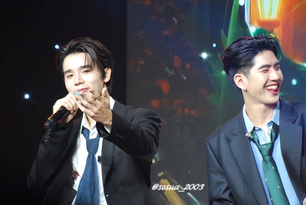 sosua_2003's tweet photo. HAPPY JIMMY DAY ✨💜
@jimmyyjp_ 
#jimmyyjp #Tiny
#จิมมี่คนคูลสามสิบยังแจ๋ว https://t.co/85Xn1VxzUi