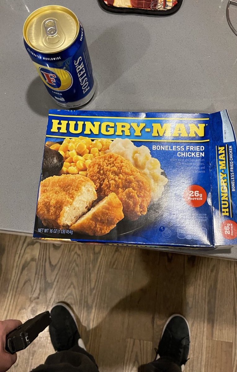 lunch_enjoyer's tweet photo. love how everything in my life goes to fucking shit https://t.co/u9fbCWLXvb