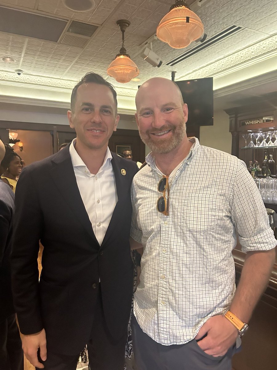 RobMenendez4NJ's tweet photo. Awesome to get together with @TwuSamuelsen, Jerome Lafragola, @gregan11, and all of our @transportworker and @TTDAFLCIO friends in Chicago! https://t.co/z6VfeyJ9un