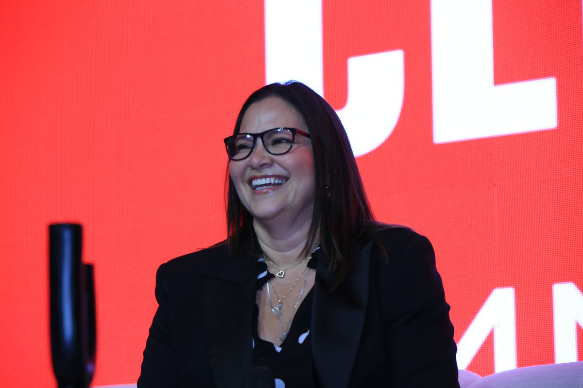 forbesecuador's tweet photo. #SummitCEO | @cparedesverduga, Rectora de la @espol: "La relación más fuerte que debemos trabajar es la relación entre la industria y la academia, allí tenemos un rol importante". https://t.co/7eNaMNFerC