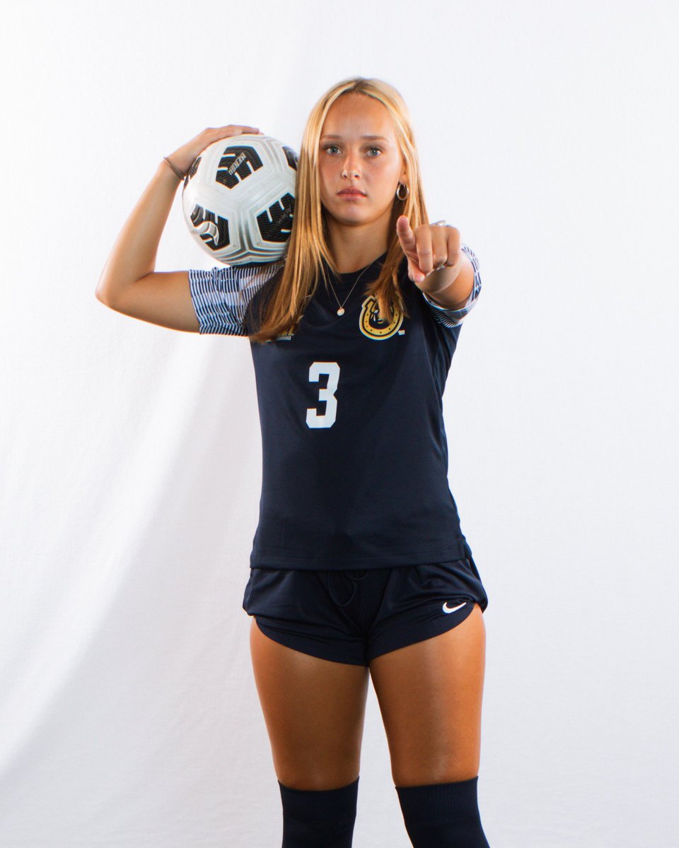 RacersSoccer's tweet photo. .@abbeymacd5 and @AvaRober3333 need YOU 🫵 at Cutchin Field at 4 p.m. CT on Thursday when we take on a top-20 nationally ranked opponent 👀

#GoRacers🏇 https://t.co/7jPljFtHzy