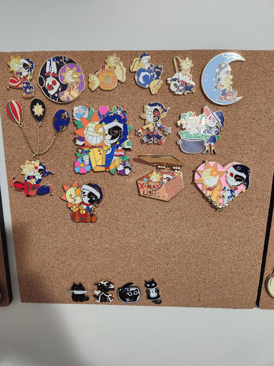 Got another Janky pin for the collection! I think I missed one. If I am, can someone tell me which one it is so I can keep an eye out for it?