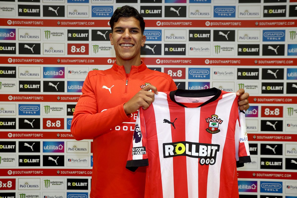 El_Mag0Felix17's tweet photo. ÚLTIMA HORA: Piero Hincapié al Southampton, allá vamos! La decisión está tomada y @FabrizioRomano lo anunciará en las próximas horas #Sauth
Hincapié jugará en la Premier League. No más posibilidades para Liverpool/Atlético de Madrid a pesar de intentarlo.
𝐇𝐄𝐑𝐄 𝐖𝐄 𝐆𝐎 https://t.co/RpXhzAEGMr