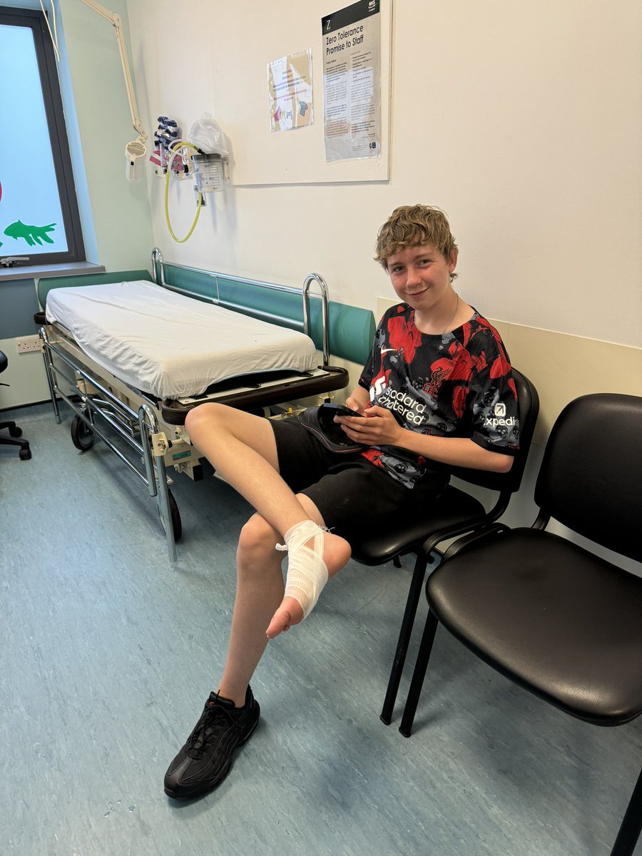 Big thanks to everyone <a href="/ECUnited_RACH/">EmergencyCareUnited</a> <a href="/NHSG_RACH/">NHSG_RACH 💙</a> over the past 12 days helping Aiden recover from a puncture wound on the sole of his foot after standing on a metal spike. He’s on the mend and desperate to get back to football, thank you
