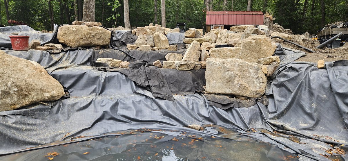 Christo43928619's tweet photo. Massive boulder sets...it doesnt look like much yet but just wait... multiplt waterfalls, color changing lights, tons of more rock and then we swim. #recpond #waterfalls #pondcontractor #oasis https://t.co/6mi0h1GcjT