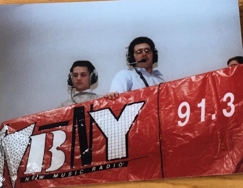 On this #NationalRadioDay, a big thank you to <a href="/WBNYbuffalo/">91.3 FM WBNY</a> <a href="/wbny_sports/">WBNY Sports</a> at <a href="/buffalostate/">Buffalo State University</a> for giving me my first on-air opportunity in 1985! #SchwartzOnSports