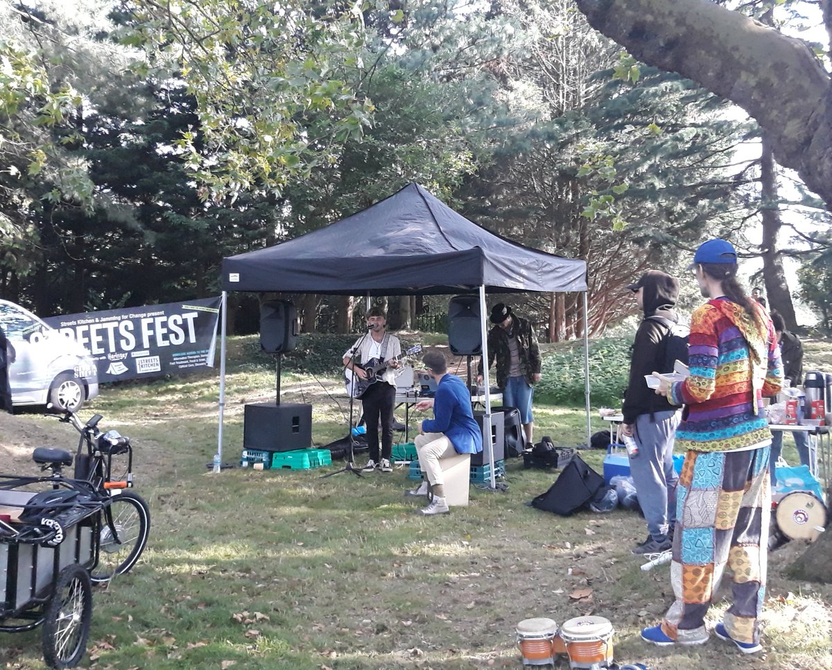 FredFli80762995's tweet image. #ListenUpHub news from @streetskitchen Hub quarters