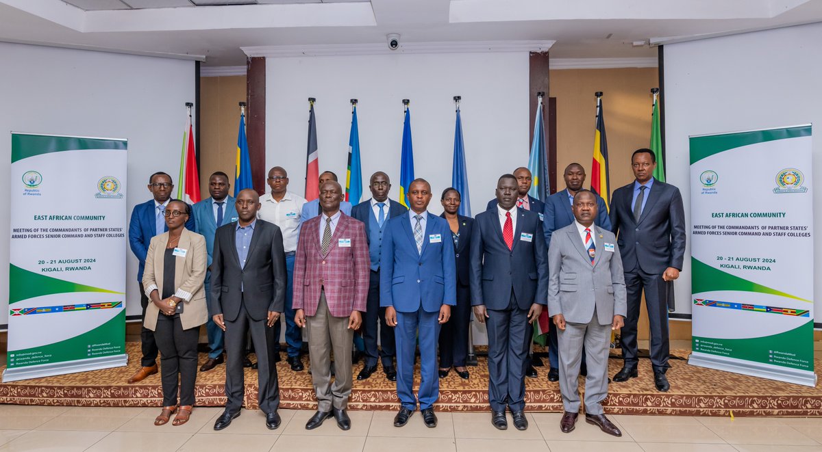 RwandaMoD's tweet photo. Commandants from the Armed Forces' Senior Command and Staff Colleges of East African Community (EAC) Partner States gathered today in Kigali for their biannual meeting. https://t.co/88K1tBTwH3 https://t.co/of3NsmkUZk