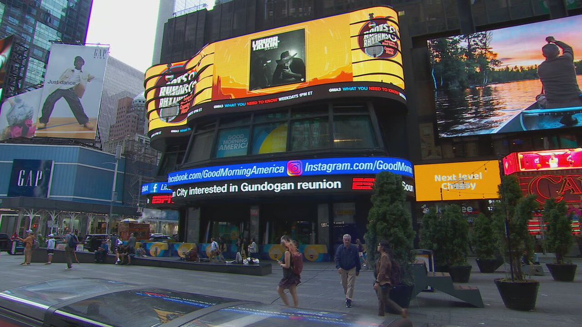 oh snap crackle pop , Time Square