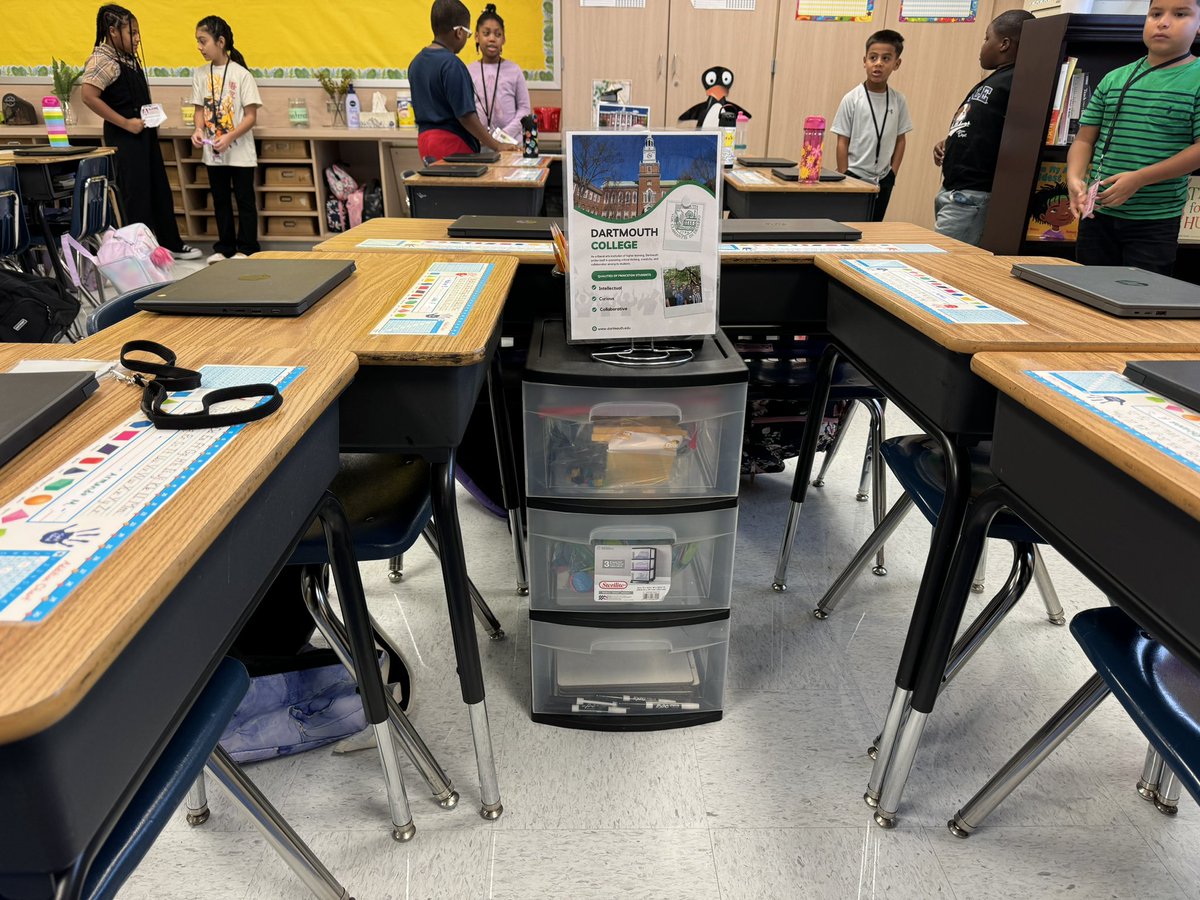 1EThompson's tweet image. Great systems in place at Hill Elementary! Educators are putting in the work!💜☮️✊🏾#TeachLikeAChampion #SystemsandProcesses