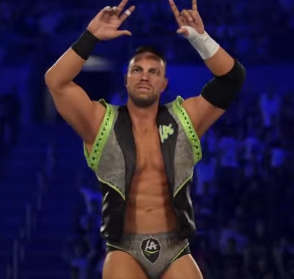 everyone saying his  name
<a href="/HeIsBoomerang/">George Harkness</a> 
Yeah 🎤