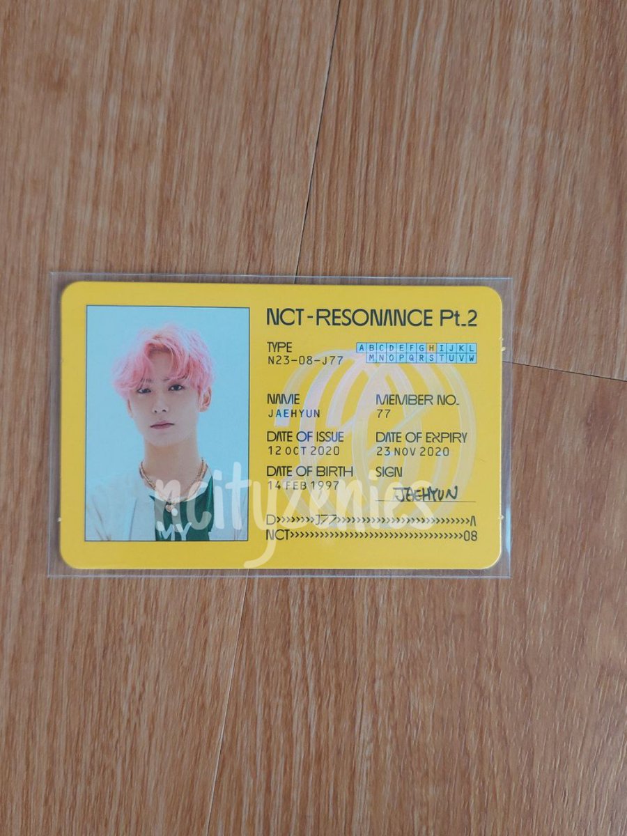 ncityzenies's tweet photo. [#pasarNCT] 
all in one set nct pc
inc
- nct dream cafe set
- nct127 neozone set
- nct127 sticker set (doyoung bunny + taeyong teddy highly demand and pricey in korea)
- jaehyun id card
- jungwoo poetic tragic jaehyun poetic tragic
- jungwoo neozone kinho
- jungwoo tfr 1st player https://t.co/a0Vl1wgEyw