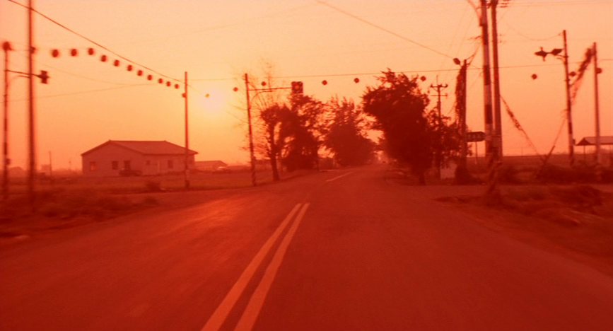 watashitachihe's tweet photo. Goodbye South, Goodbye
南國再見，南國
Hou Hsiao-hsien, 1996 https://t.co/8RnBOYV6nC