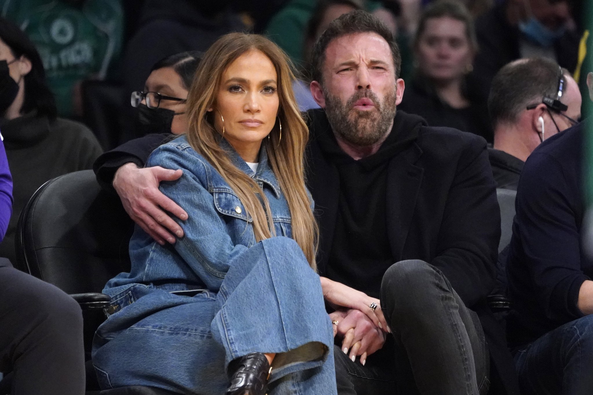 WFAA on X: "JUST IN: Jennifer Lopez filed for divorce from husband Ben Affleck on Tuesday after two years of marriage. READ MORE: https://t.co/iVAGUGnlpQ https://t.co/A4DaoMiSiB" / X