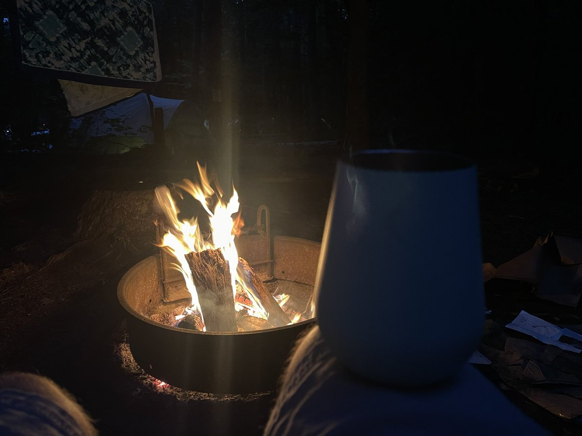 dancarlson317's tweet photo. Took damn near 48 hours but we’re finally drinking next to a fire. https://t.co/vjLcrBlowk