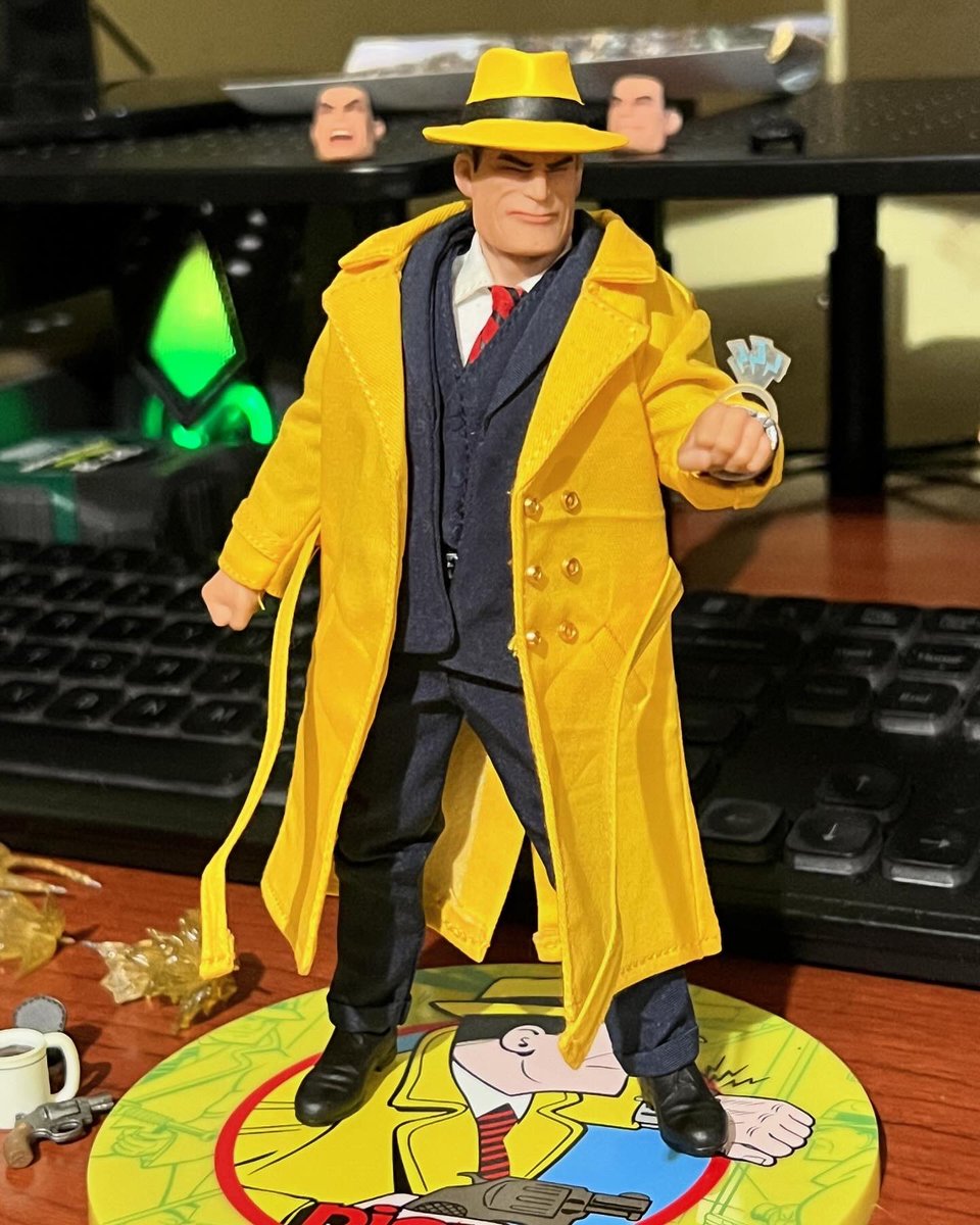 MotuJonezer's tweet photo. Dick Tracy Mezco https://t.co/V9VDb8169e
