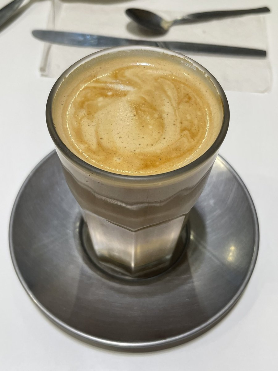 “La vida es como una taza de café. Todo está en cómo la preparas, pero sobre todo en cómo la tomas.”

Excelente tarde. 👋🏻