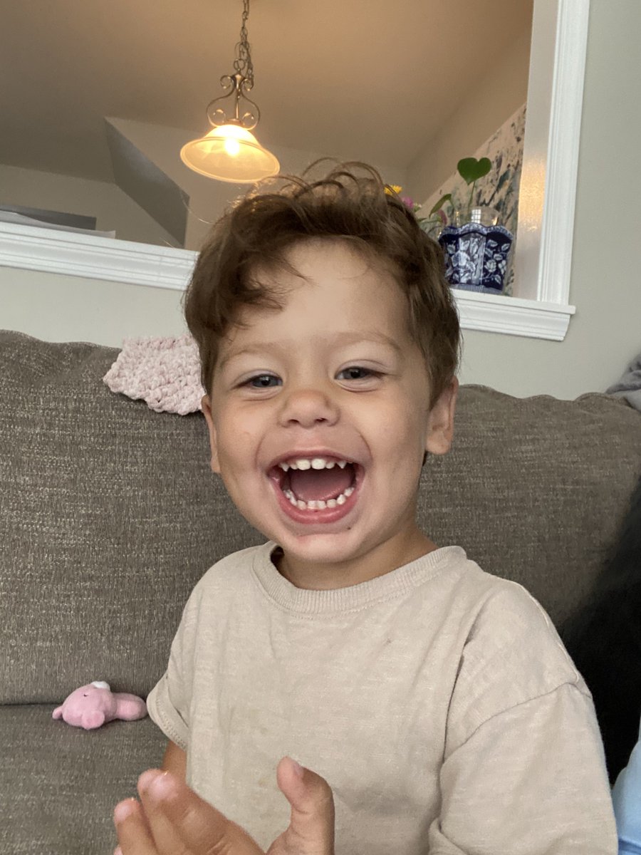 Quick life update after being MIA for almost a week 😅 

Starting the Sunday before last, at least one member of my family was throwing up all the way until Thursday night. My shift for said stomach bug starting Wednesday night into Thursday, but I ALSO had a surgery scheduled