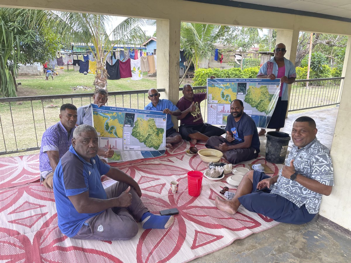 NMetherall's tweet image. Sharing research results including #landcover, #deforestation and #mining maps and posters with communities who helped build them in Votua Village in Ba, Fiji.
These posters and resources will be used by the village community for land use and #NaturalResourceManagement planning.