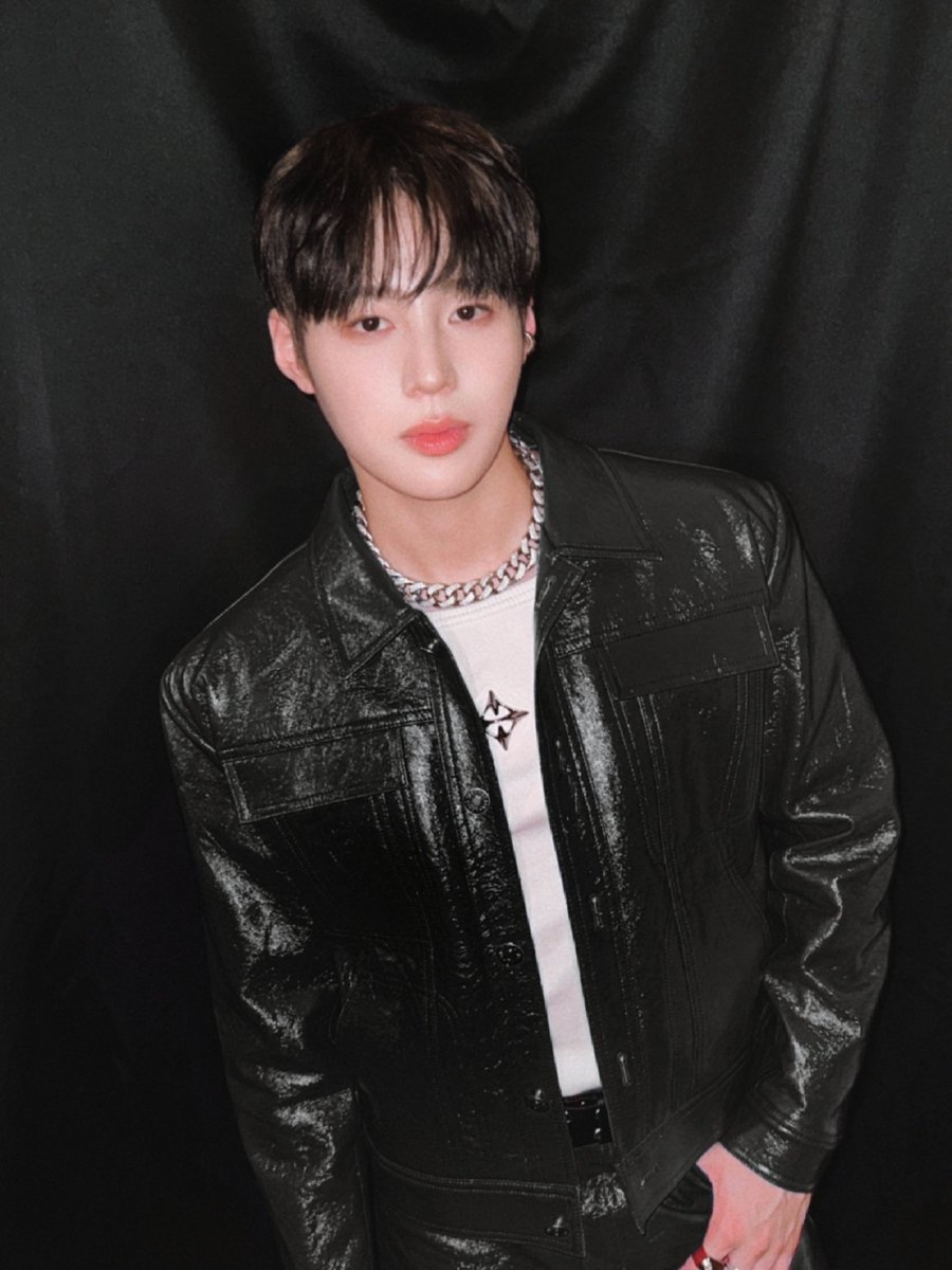 🖤🥀
#하성운 #HASUNGWOON
