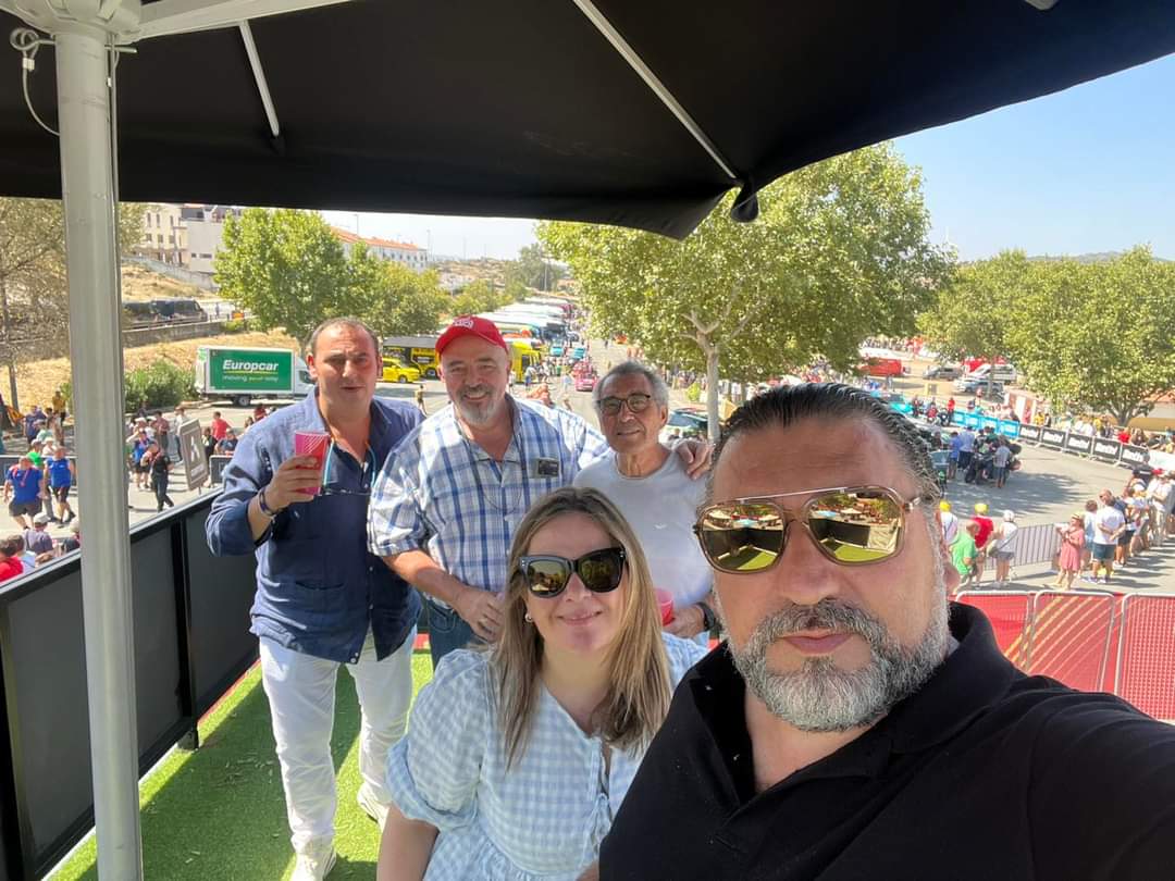 🚴🏻‍♂️🚴🏻‍♀️🚴🏼Con <a href="/cirempla/">Círculo Emp. Placent</a>  #Fescop y #CarrefourPlasencia viviendo la etapa de La Vuelta ayer

Gracias por hacer partícipe a Círculo Empresarial Montehermoso. Ha sido toda una experiencia.🚲